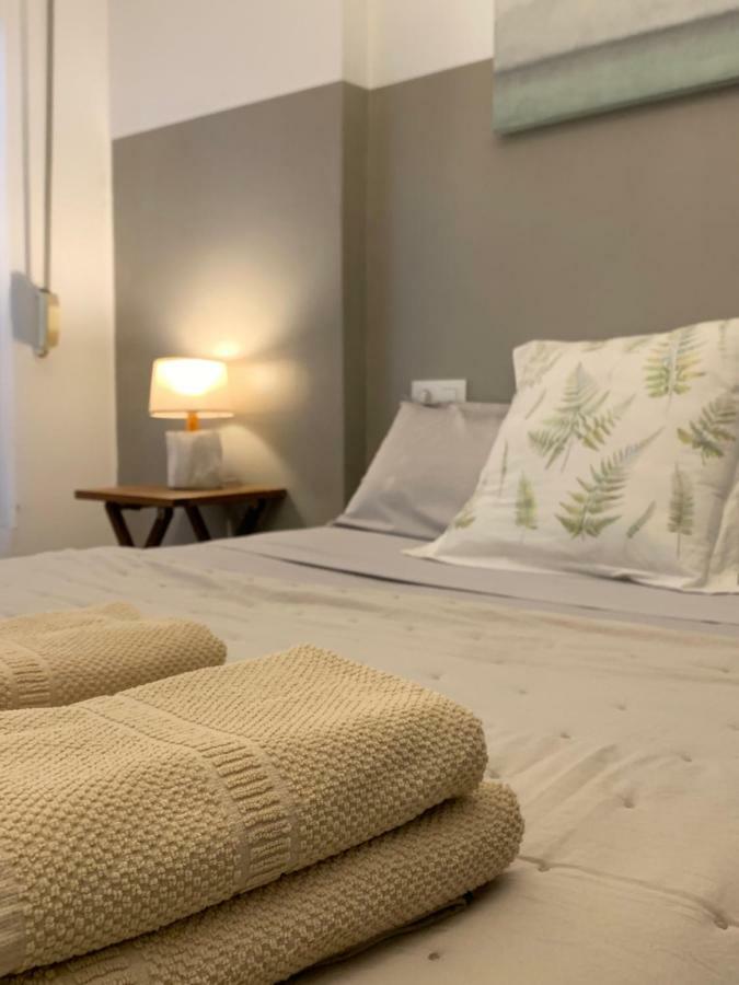 Apartamento Turistico En Pleno Centro De Ferrol Lägenhet Exteriör bild